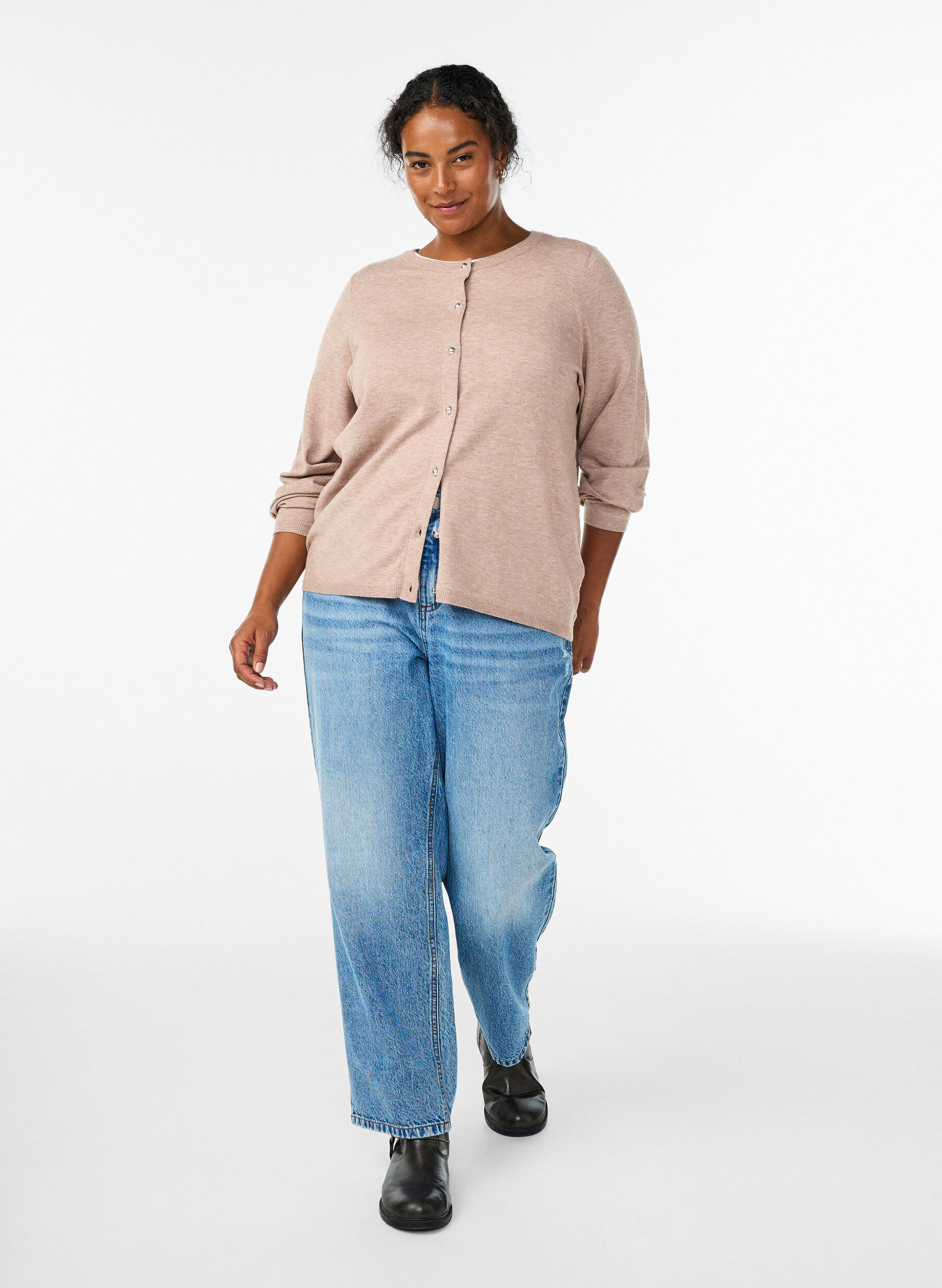 ZizzifashionCardigan with round buttons, Beige, Model image number 1