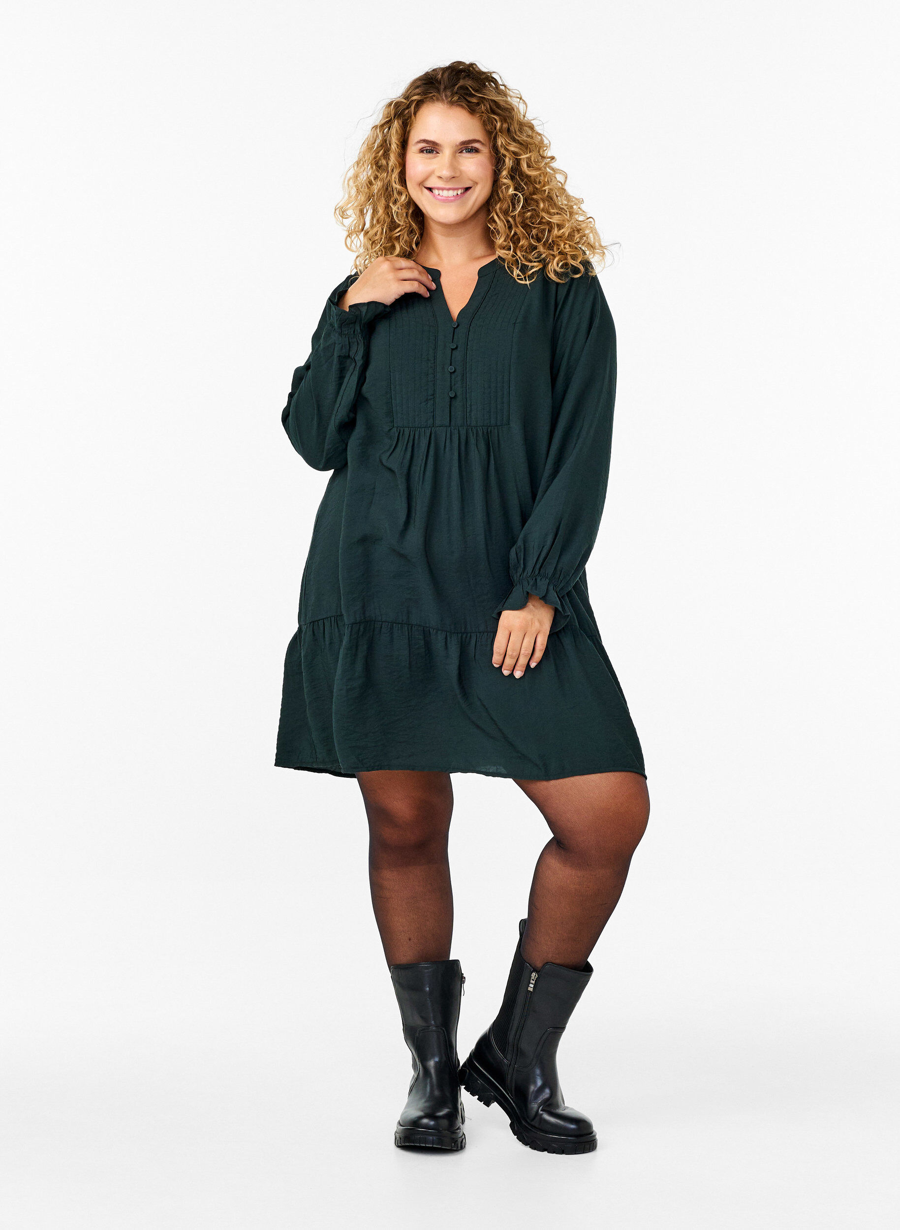 Zizzifashion Short dress with stitching and buttons, Scarab, Model image number 2