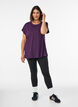 Solid-coloured training T-shirt, Purple, Model image number 1