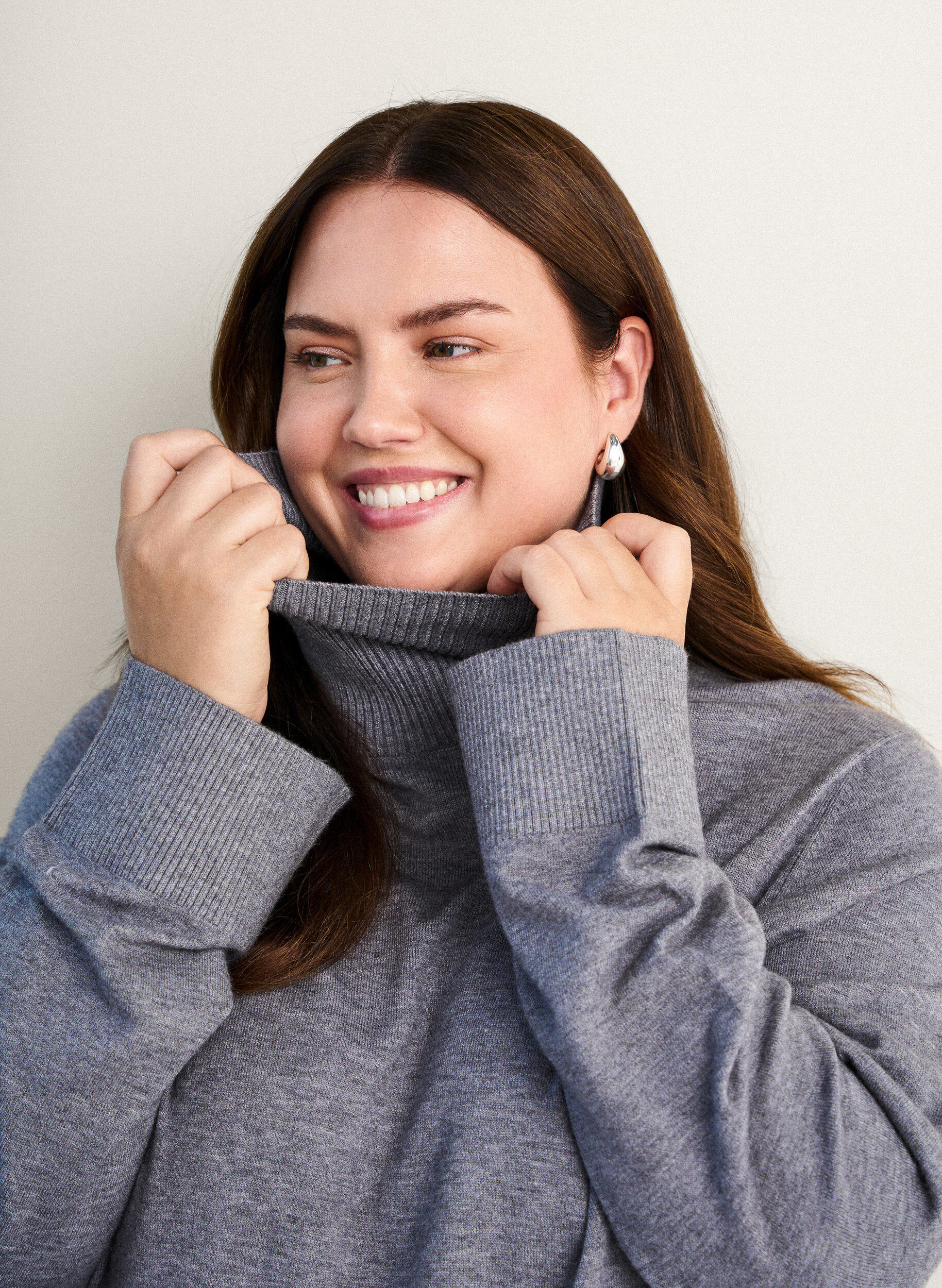 Zizzifashion Knitted blouse with turtleneck and side buttons, Grey, Image image number 0