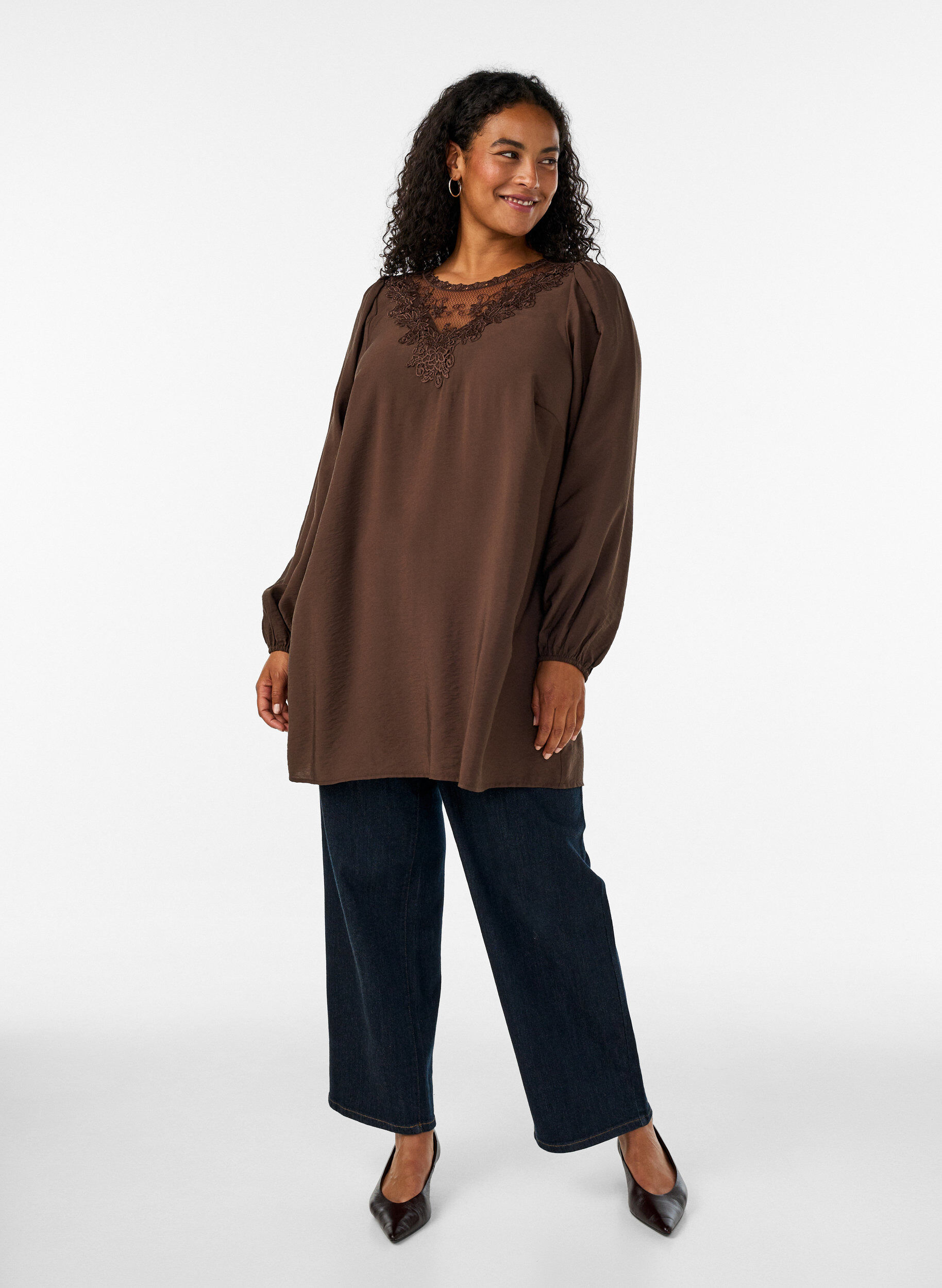 ZizzifashionTunic in viscose with lace detail, Brown, Model image number 1