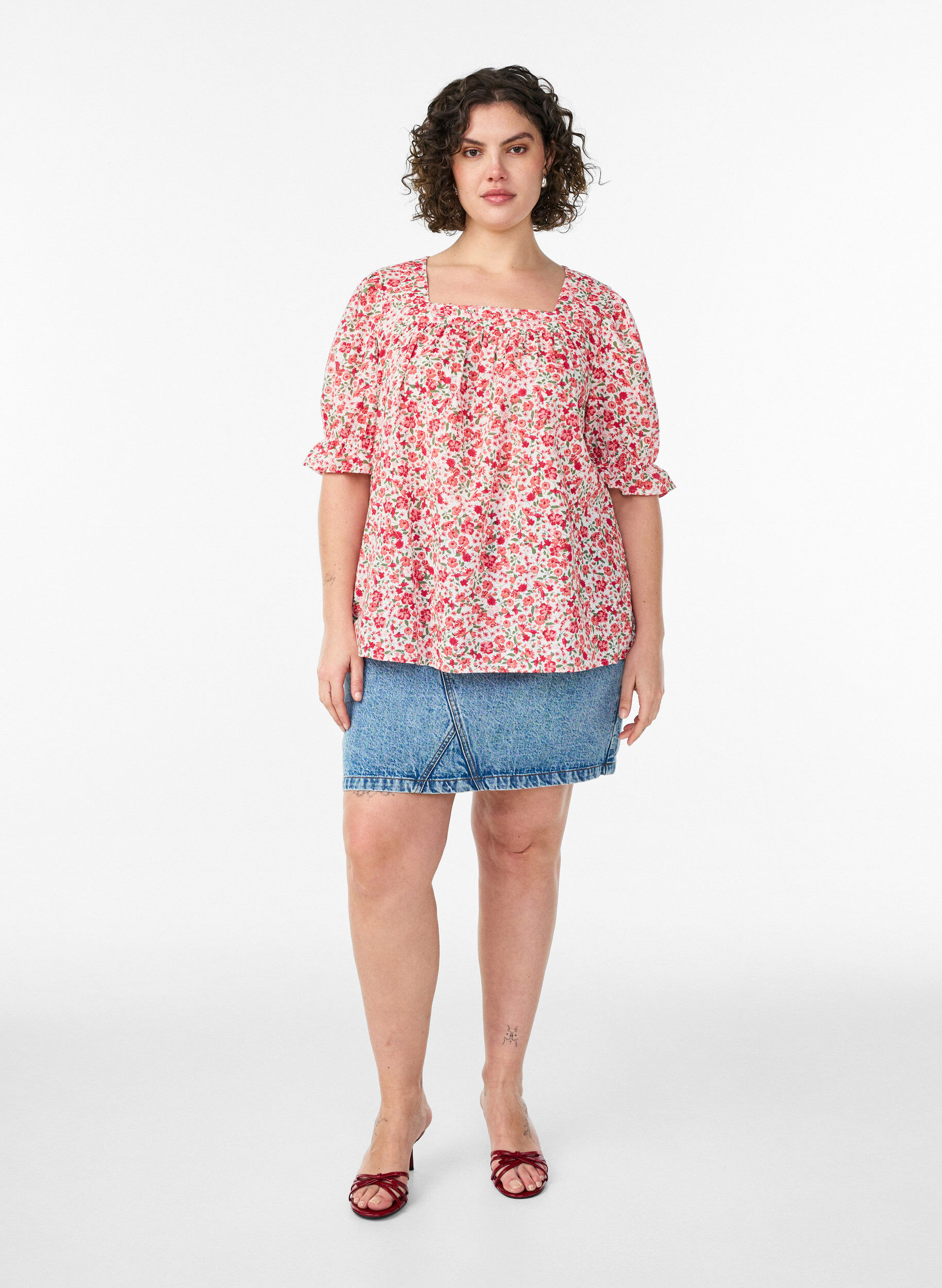 Zizzifashion Cotton blouse with a square neckline, Red, Model image number 1