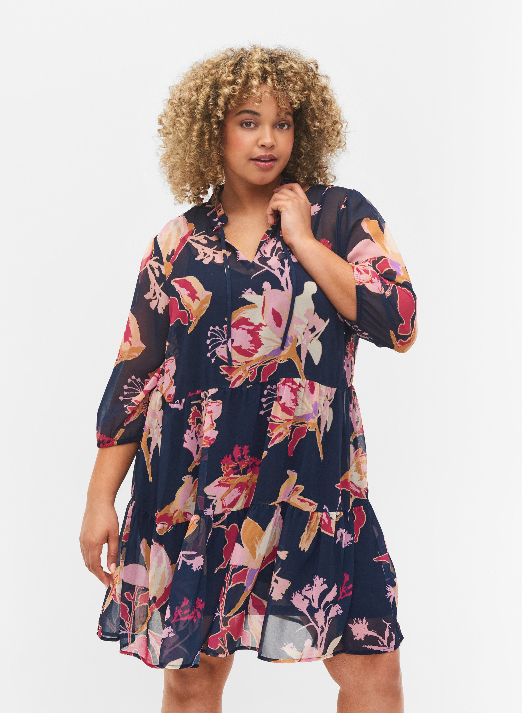 Zizzifashion Floral tunic with 3/4 sleeves and ruffle collar, Big Flower AOP, Model image number 0