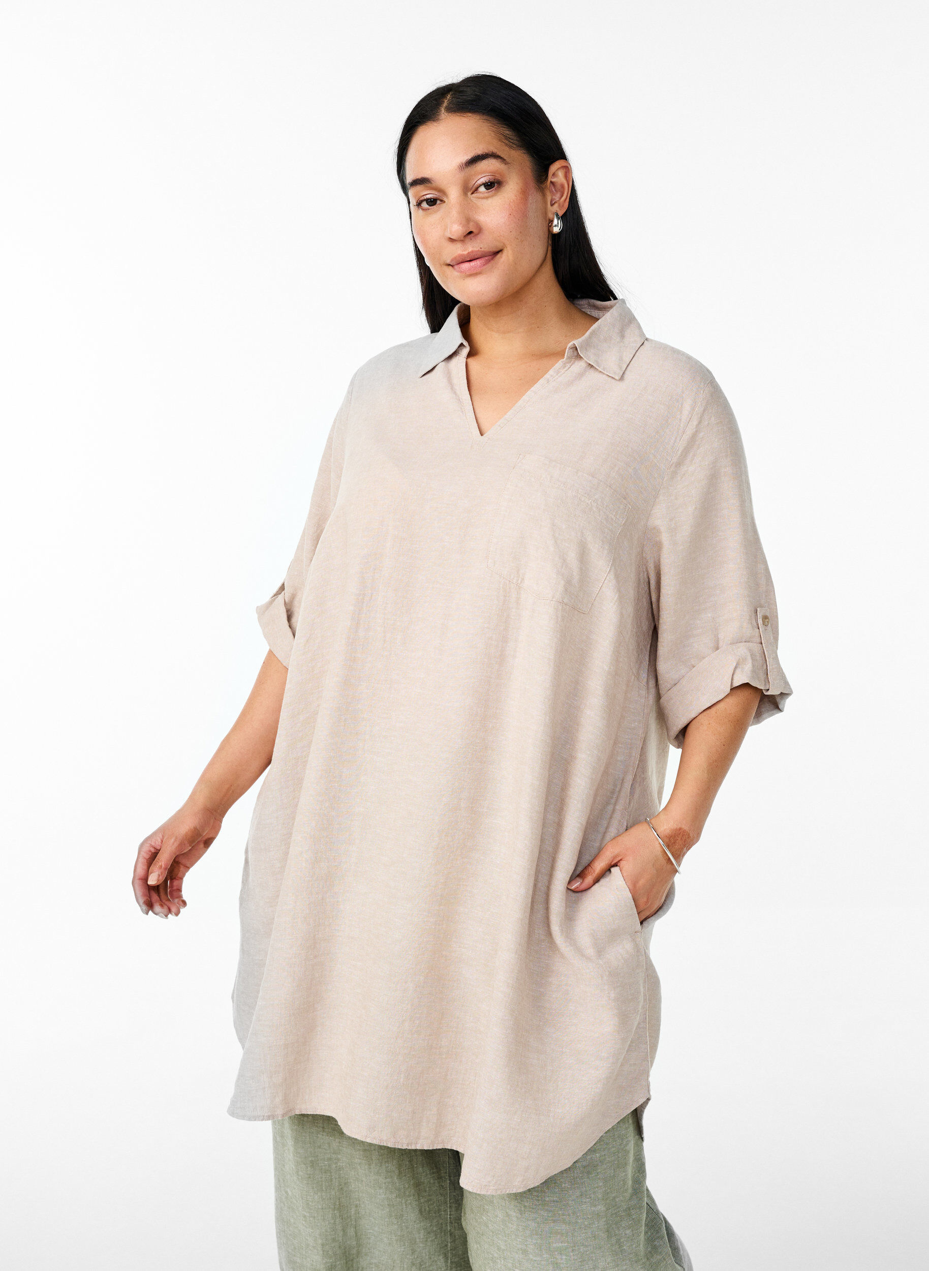 Linen and viscose tunic with A-shape, Beige, Model