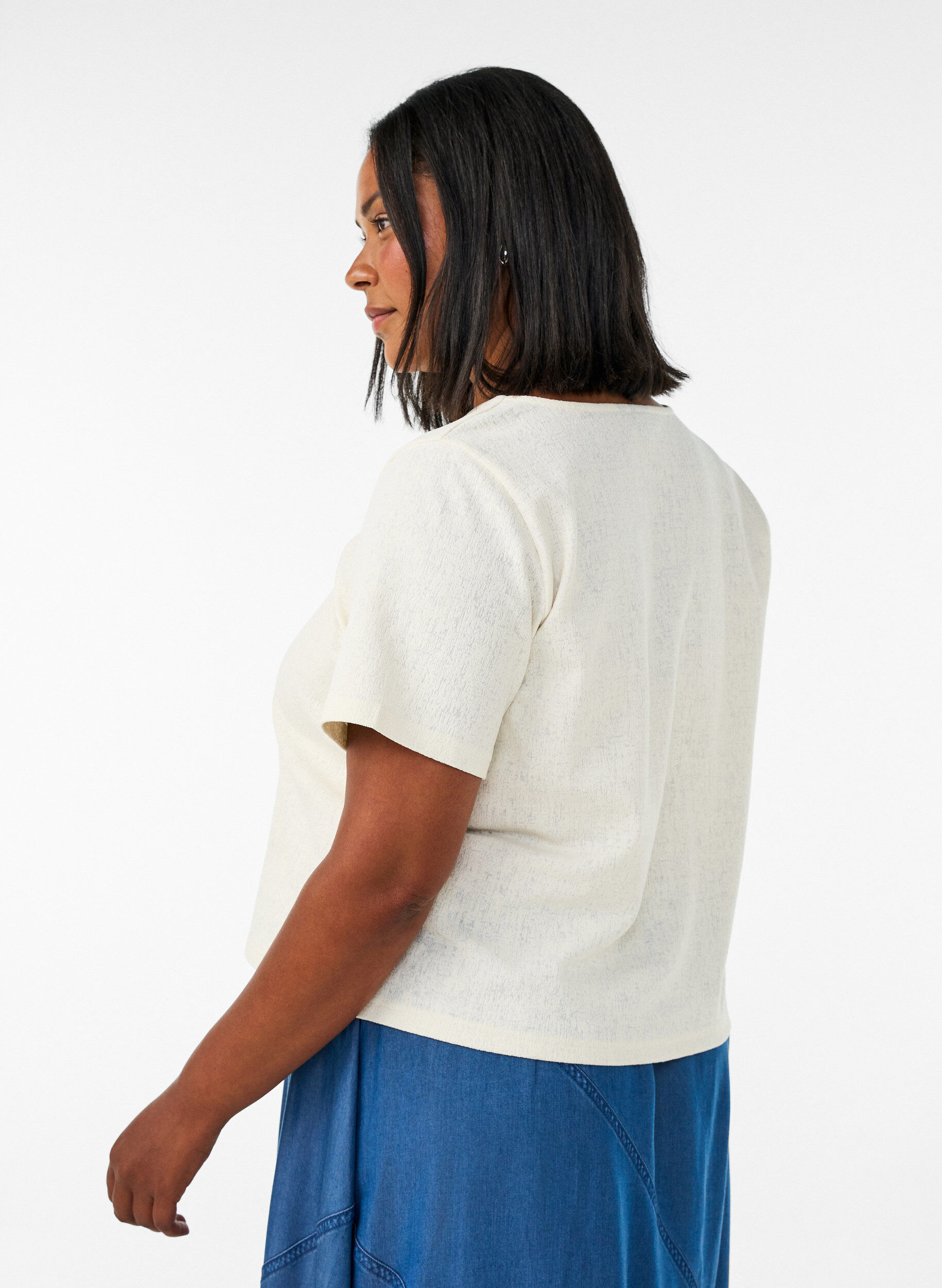 Zizzifashion Textured cotton blouse with button fastening, Vanilla, Model image number 2