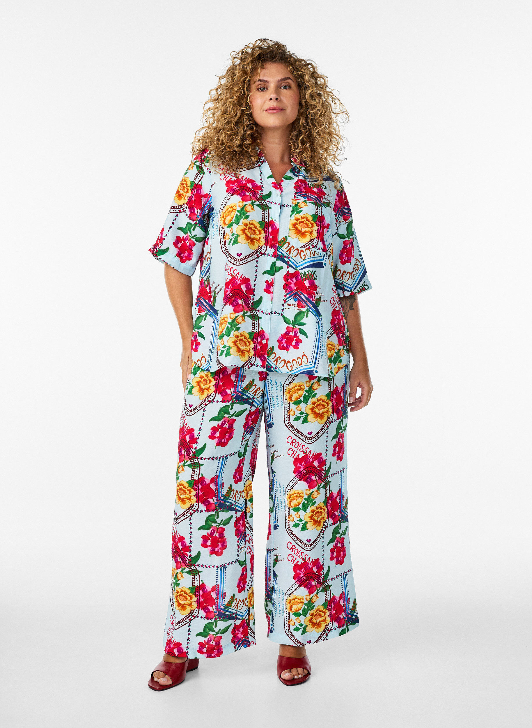 Zizzifashion Shirt blouse with elbow-length sleeves and colourful print, Light Blue, Model image number 1