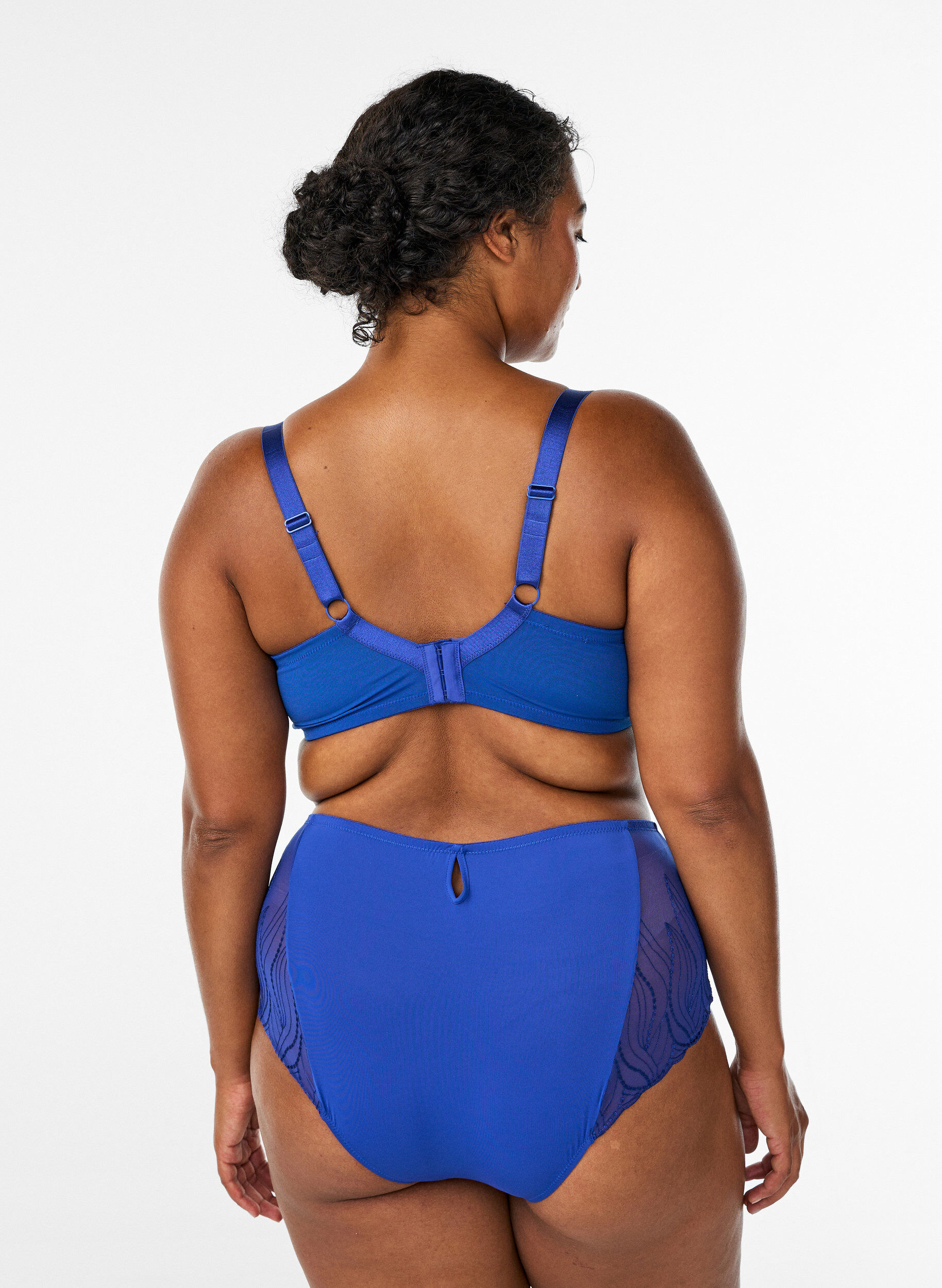 Zizzifashion Bra with padded cups and embroidered mesh, Blue, Model image number 2