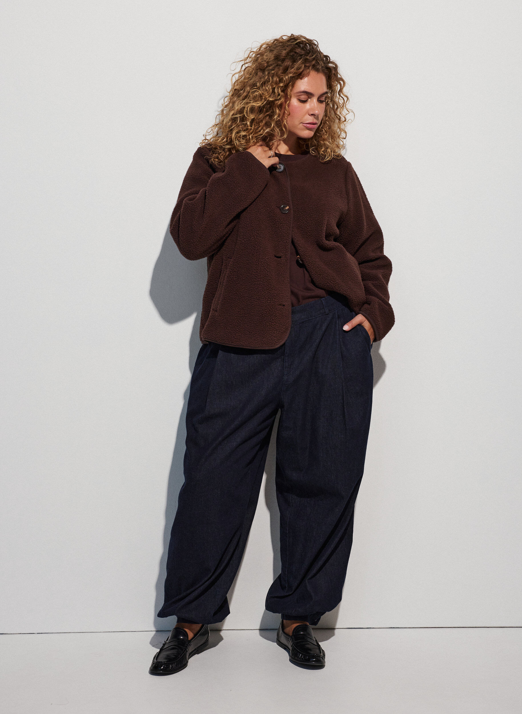 ZizzifashionTeddy jacket with a round neck and buttons, Brown, Model image number 1