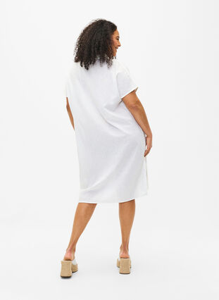 Long shirt in cotton blend with linen, Bright White, Model image number 1
