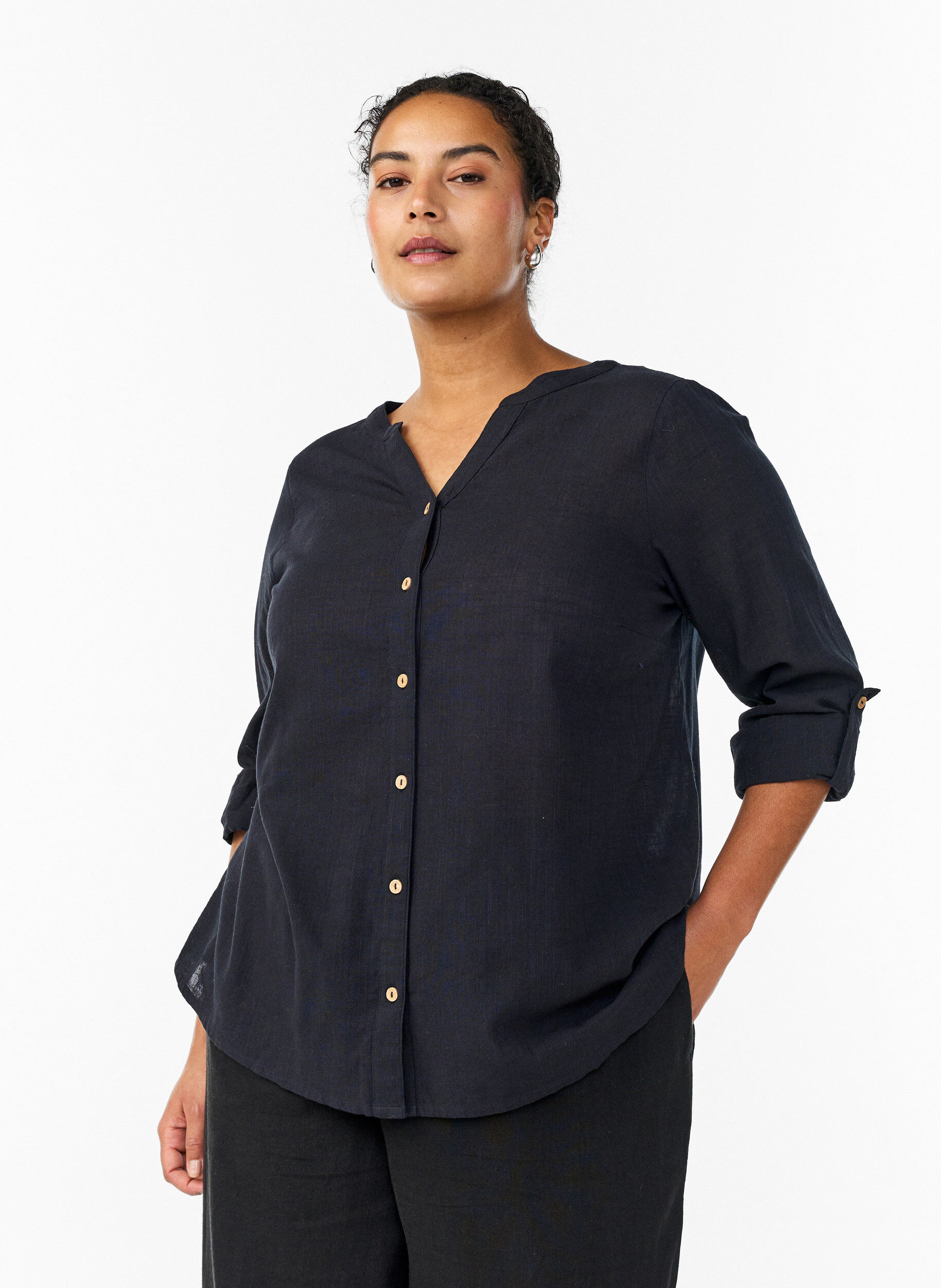 Cotton shirt blouse with V-neck, Black, Model