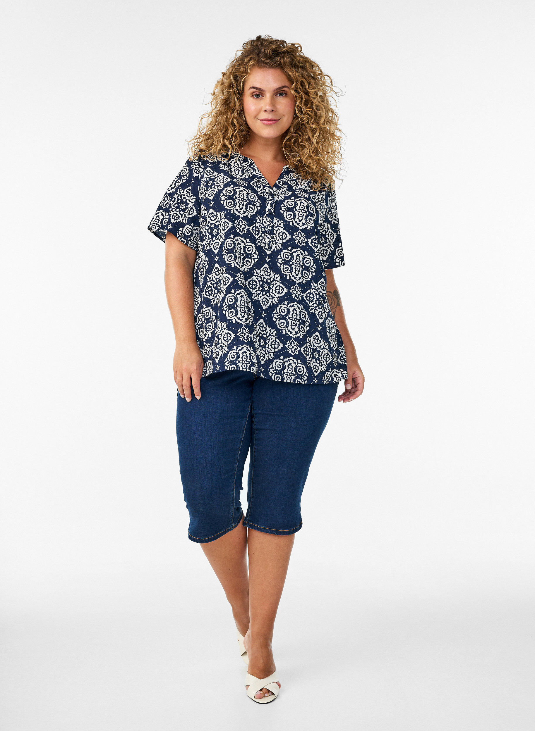 Zizzifashion Blouse with short sleeves and v-neck, Blue, Model image number 1