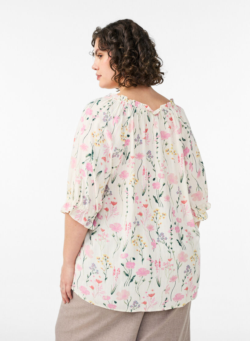 Floral viscose blouse with half-length sleeves, Vanilla, Model image number 2