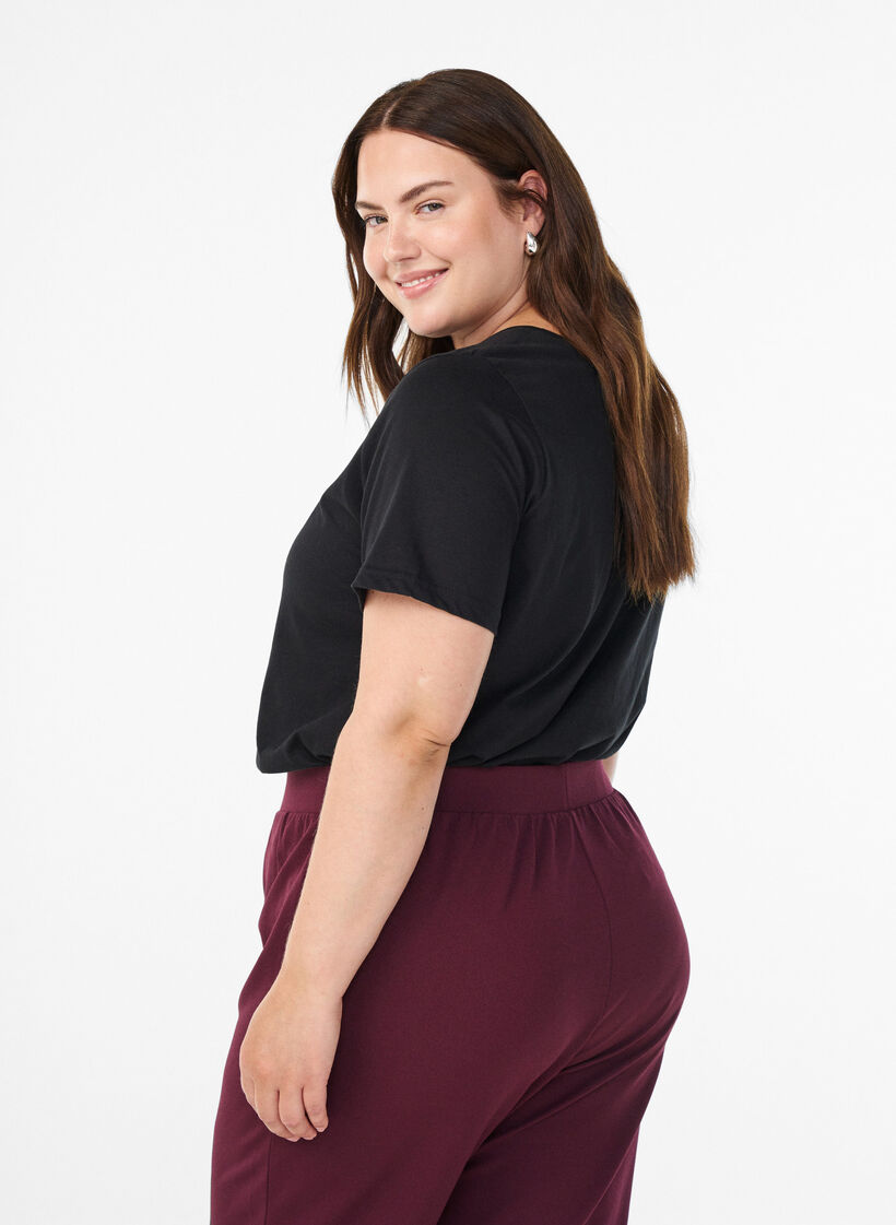 FLASH - T-shirt with print, Black, Model