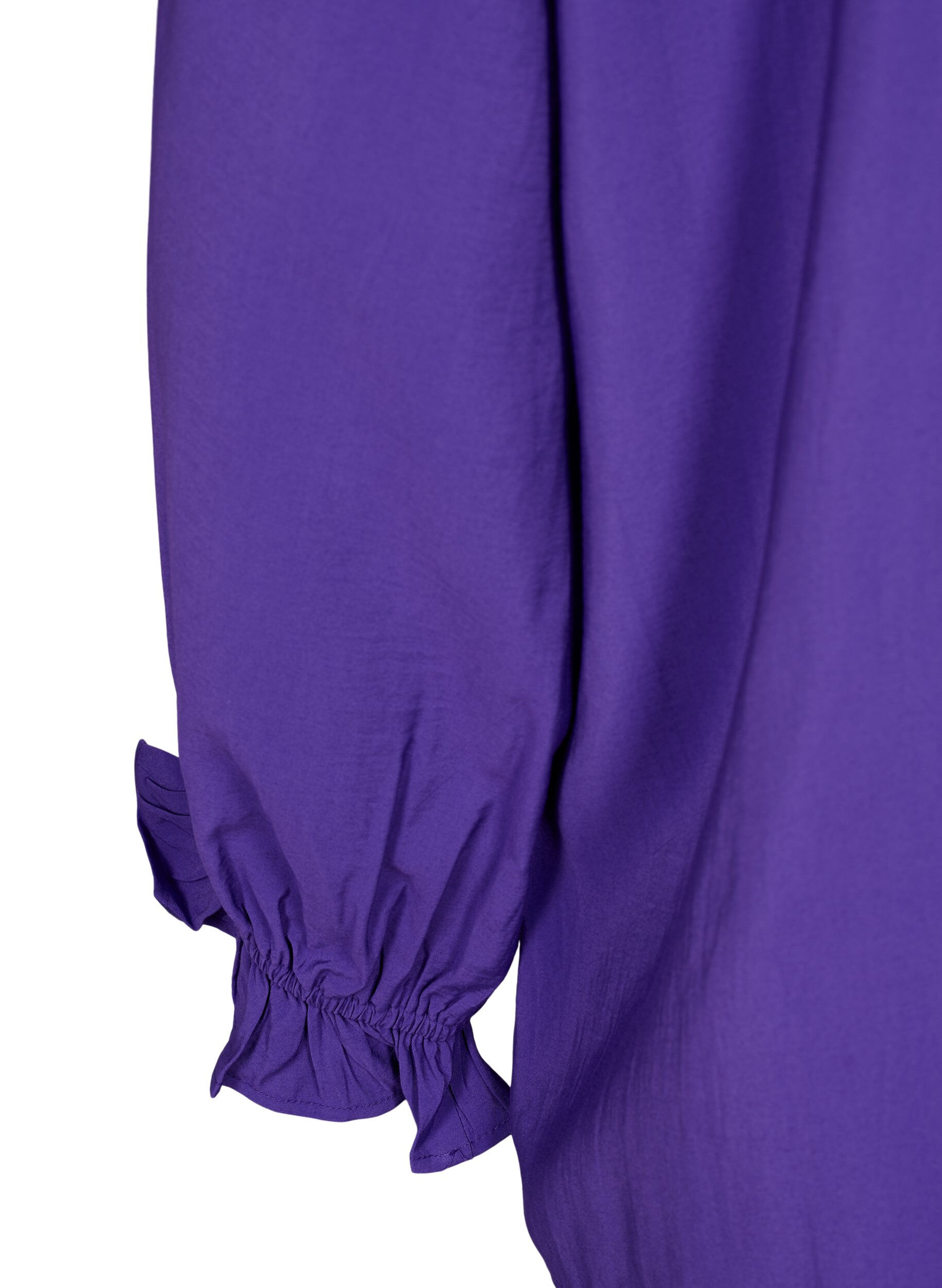 Zizzifashion Long-sleeved viscose blouse with ruffles, Prism Violet, Packshot image number 3