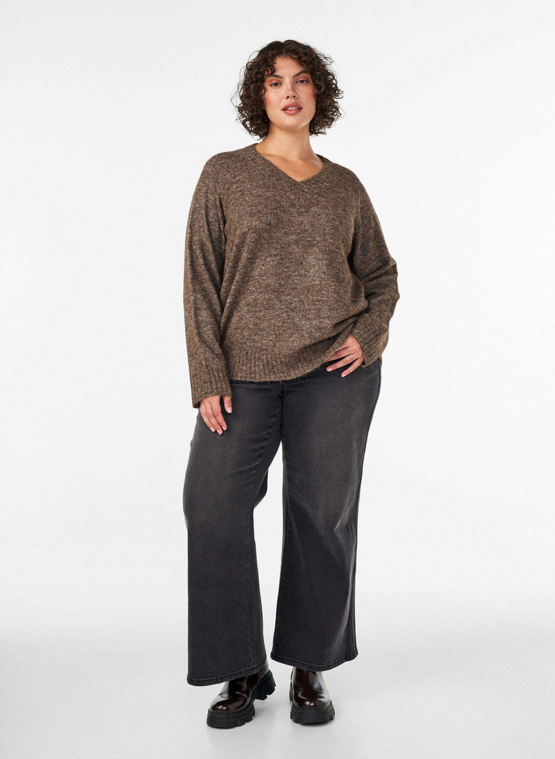 ZizzifashionV-neck jumper, Brown, Model image number 1
