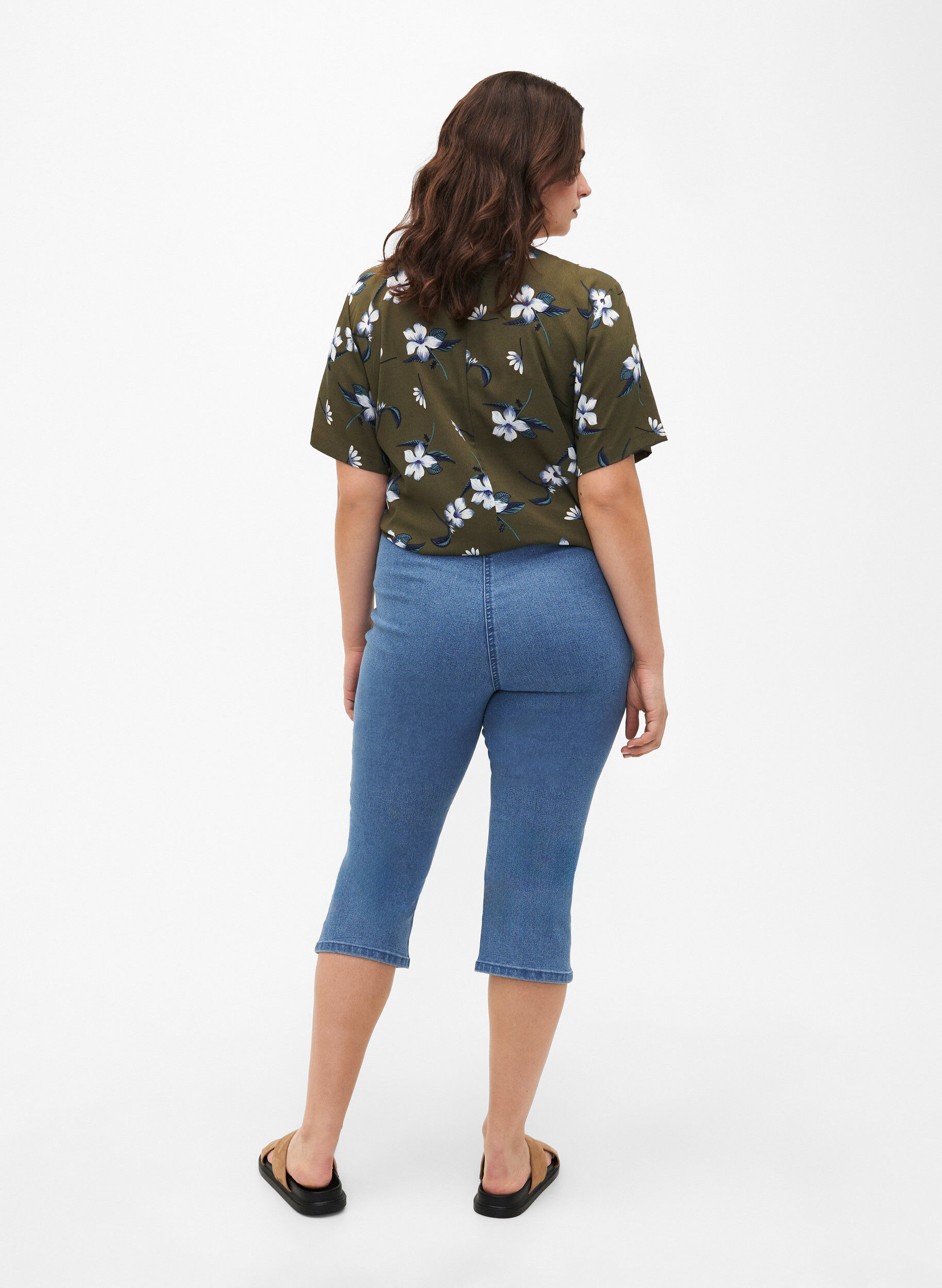 Zizzifashion FLASH - High waisted denim capri trousers with slim fit, Light Blue, Model image number 2