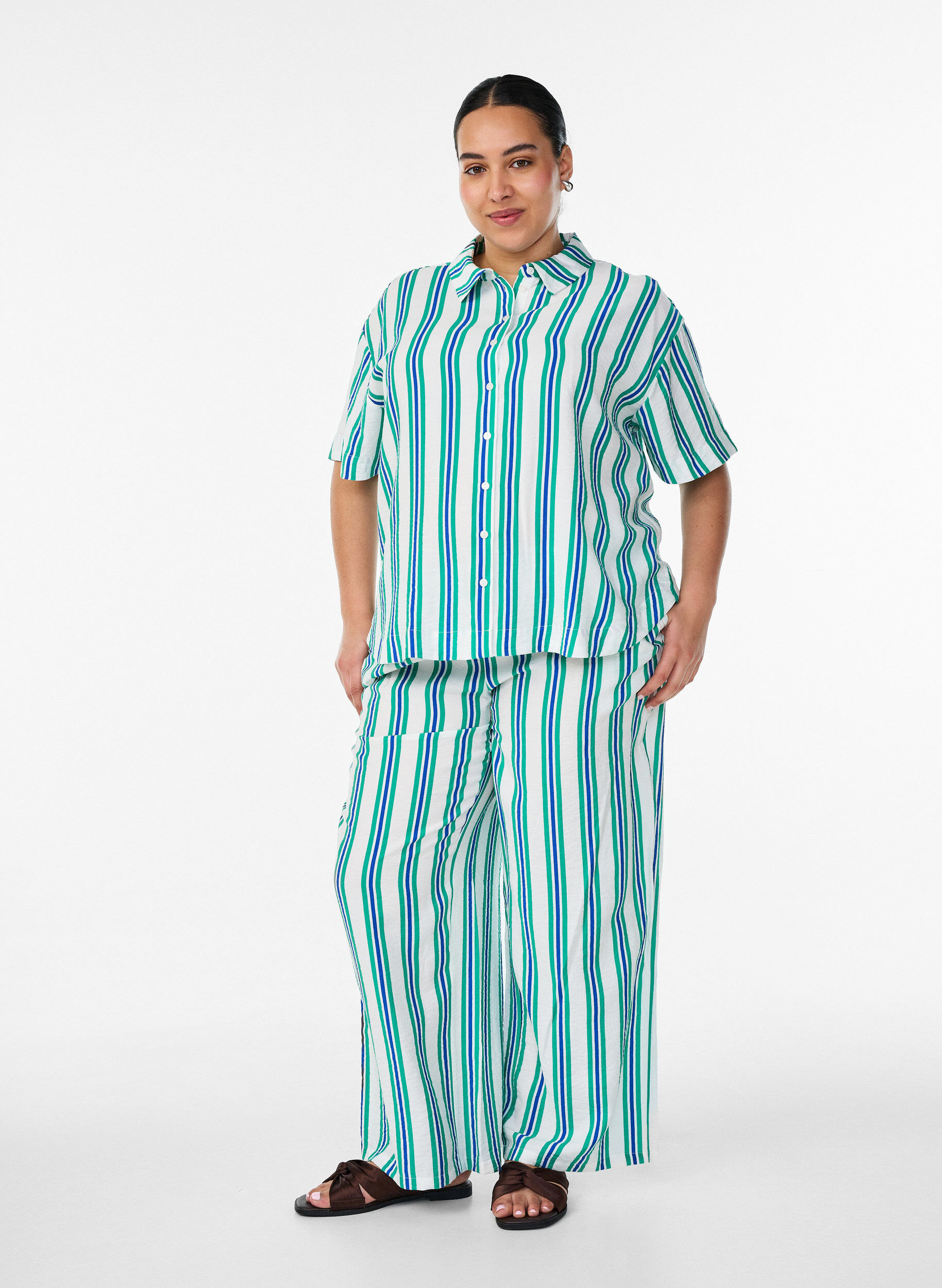 Zizzifashion Striped trousers with a high waist and wide legs, Vanilla, Model image number 1
