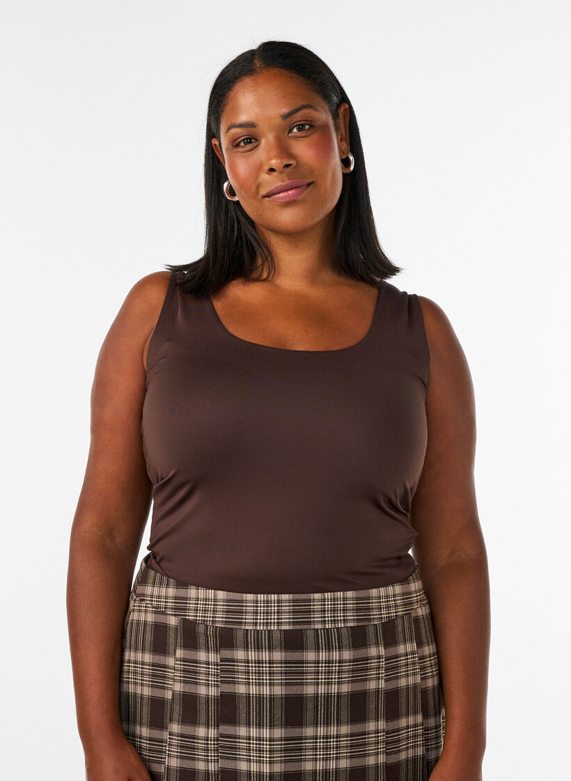 Fitted basic top in a smooth fabric, Brown, Model image number 0