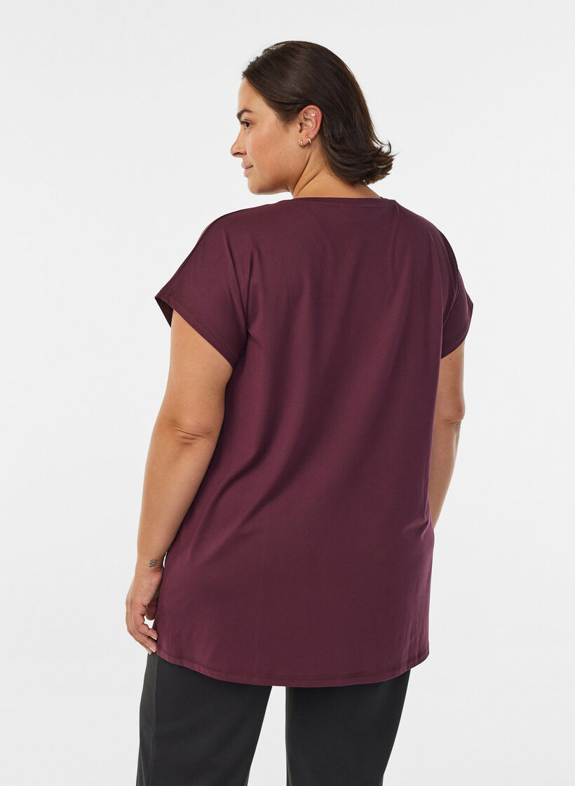 Long workout T-shirt, Red, Model image number 2
