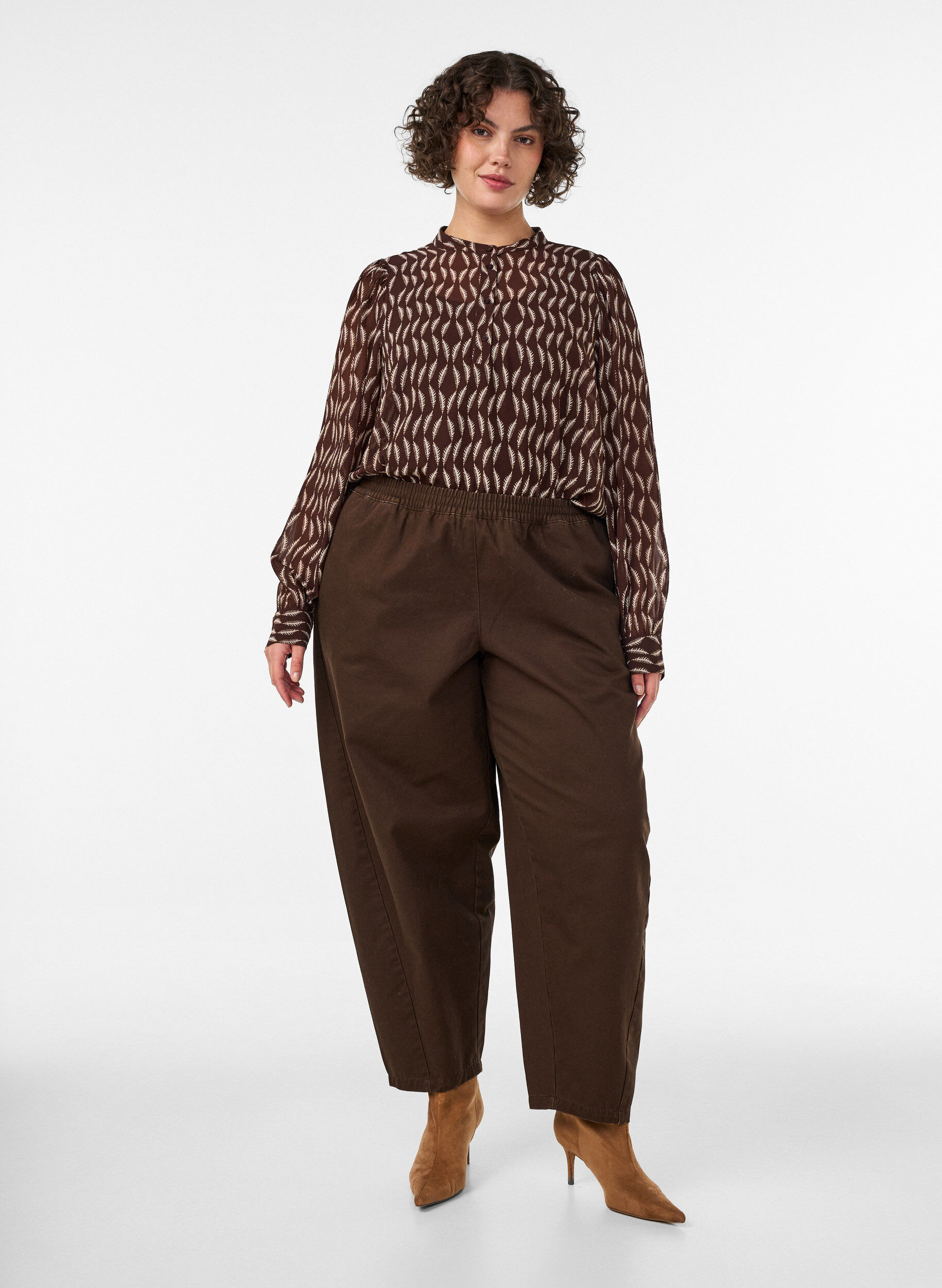 ZizzifashionBlouse with all-over print and short button placket, Brown, Model image number 1