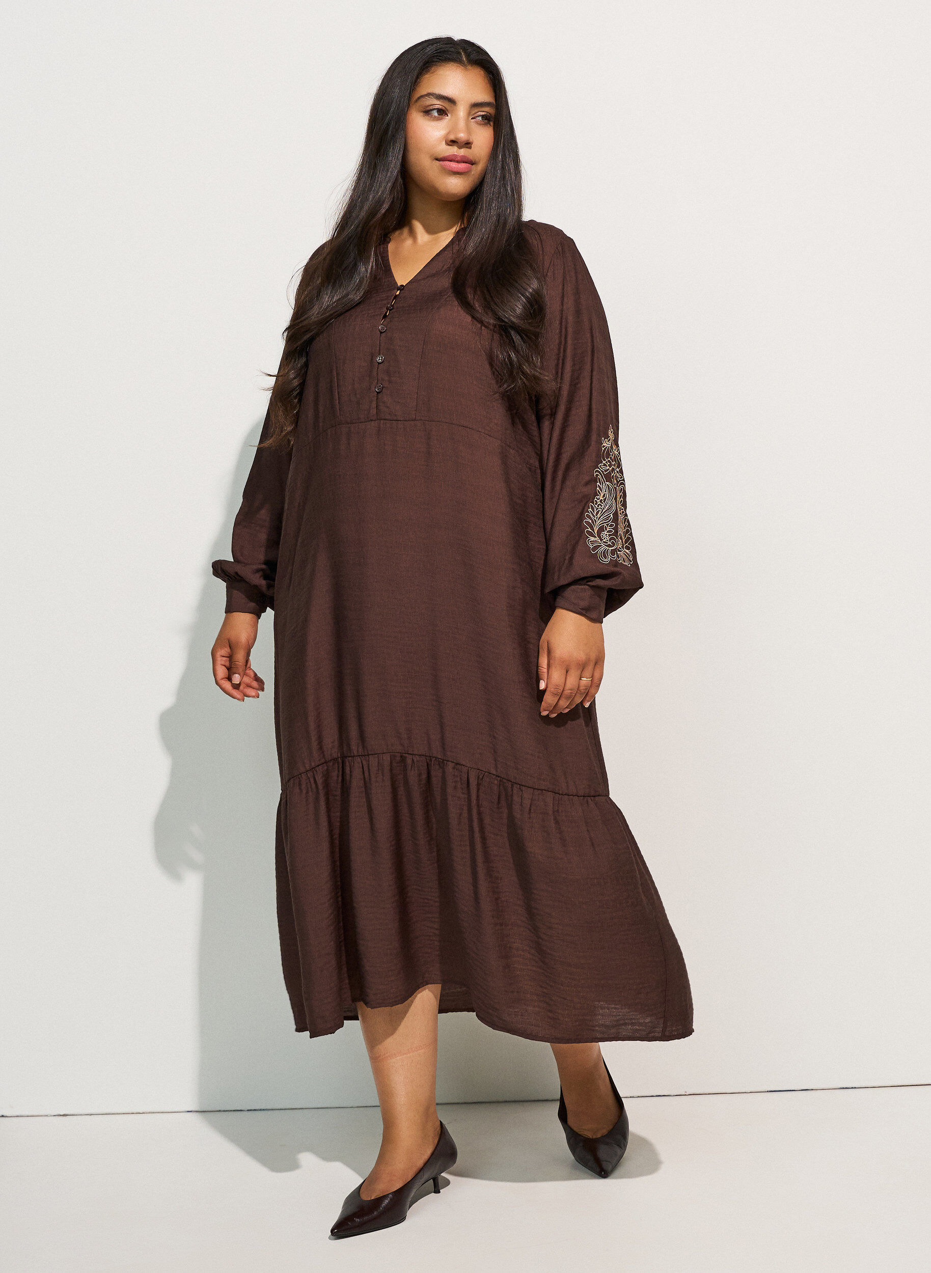 ZizzifashionViscose dress with embroidery and tiered ruffles, Brown, Model image number 0