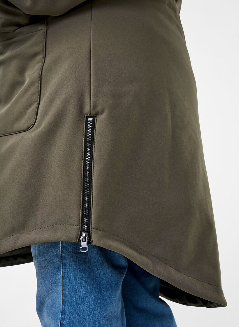 Water-repellent softshell jacket with quilted lining, Green, Model image number 3