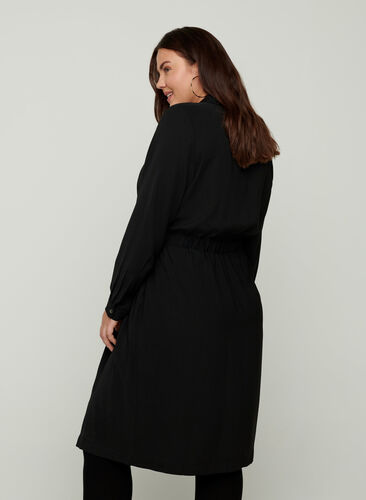 Long blazer with buttons and a belt, Black, Model image number 1