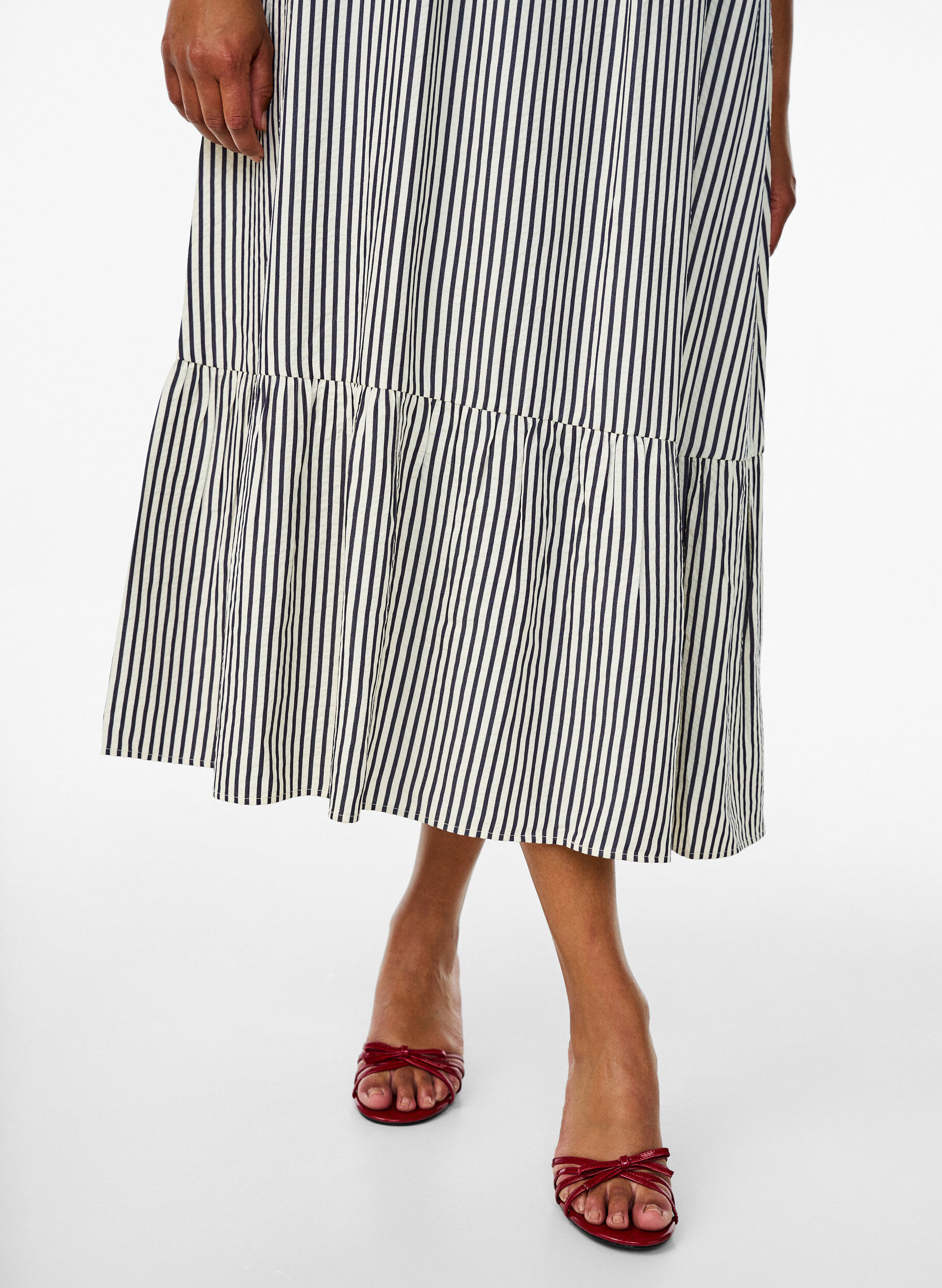 ZizzifashionSummer dress with stripes and A-line shape, Black, Model image number 2