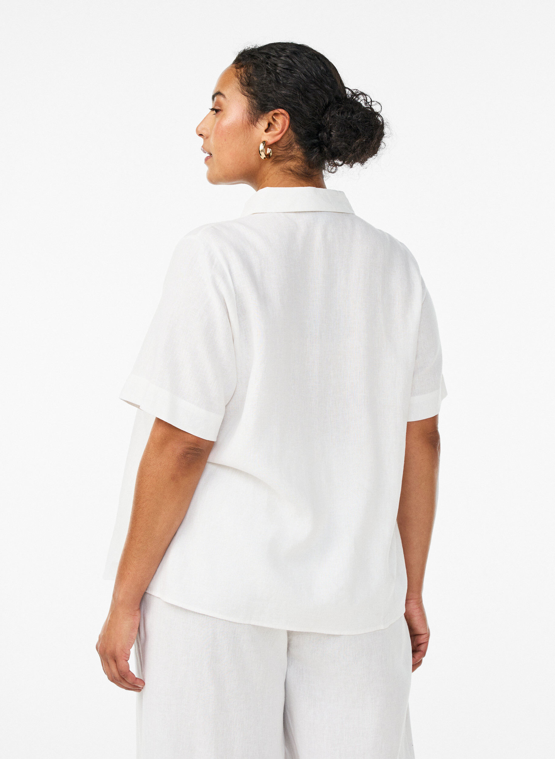 Zizzifashion Short-sleeved shirt in linen and viscose, White, Model image number 2