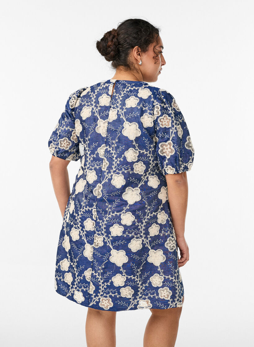 Short A-line dress with an embroidered pattern, Blue, Model image number 2