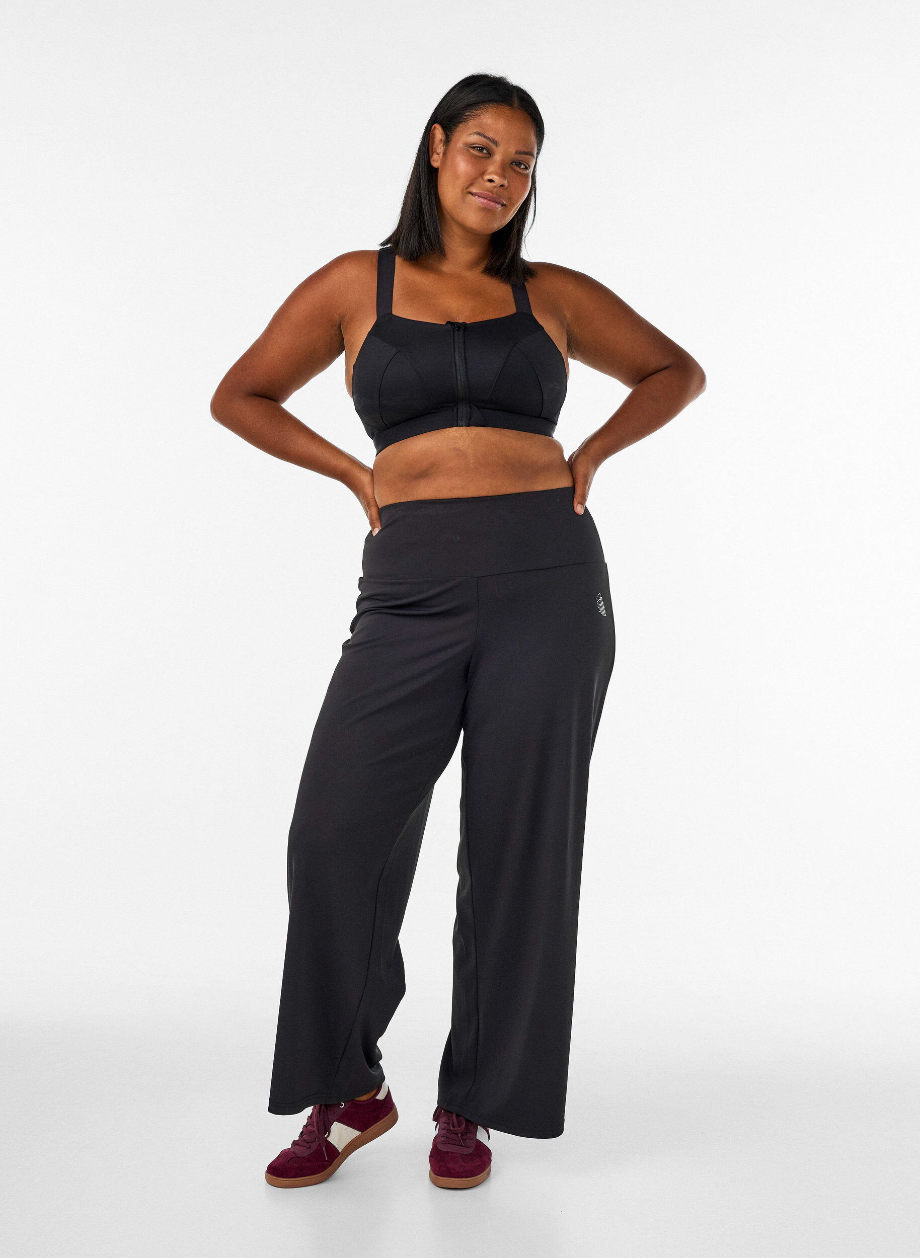 ZizzifashionWide fit training trousers, Black, Model image number 1