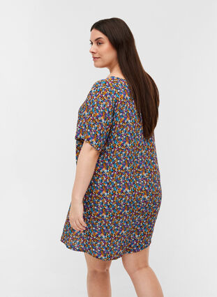 Floral viscose tunic with short sleeves, Ditsy AOP, Model image number 1