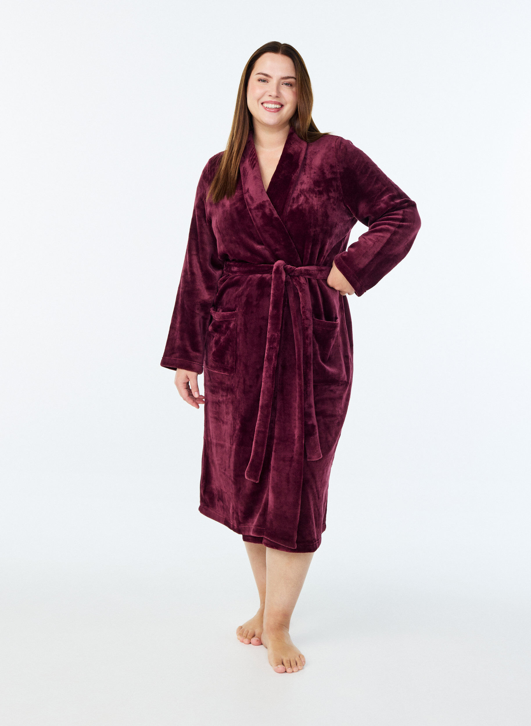 Robe in soft velour with pockets, Dark Bordeaux, Model