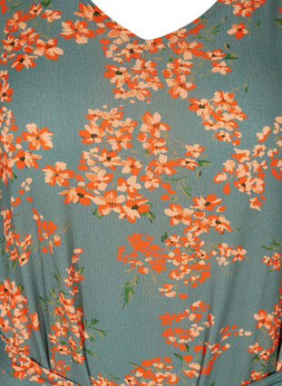 Short-sleeved midi dress in viscose, Balsam Green Flower, Packshot image number 2