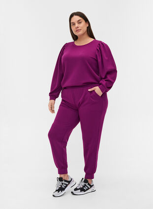 Sweat blouse with rounded neckline and balloon sleeves, Dark Purple, Model image number 2