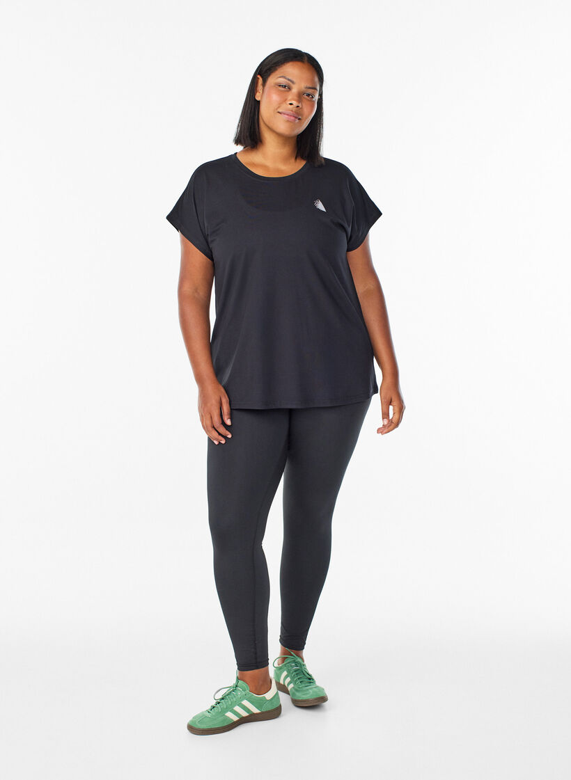 Solid-coloured training T-shirt, Black, Model