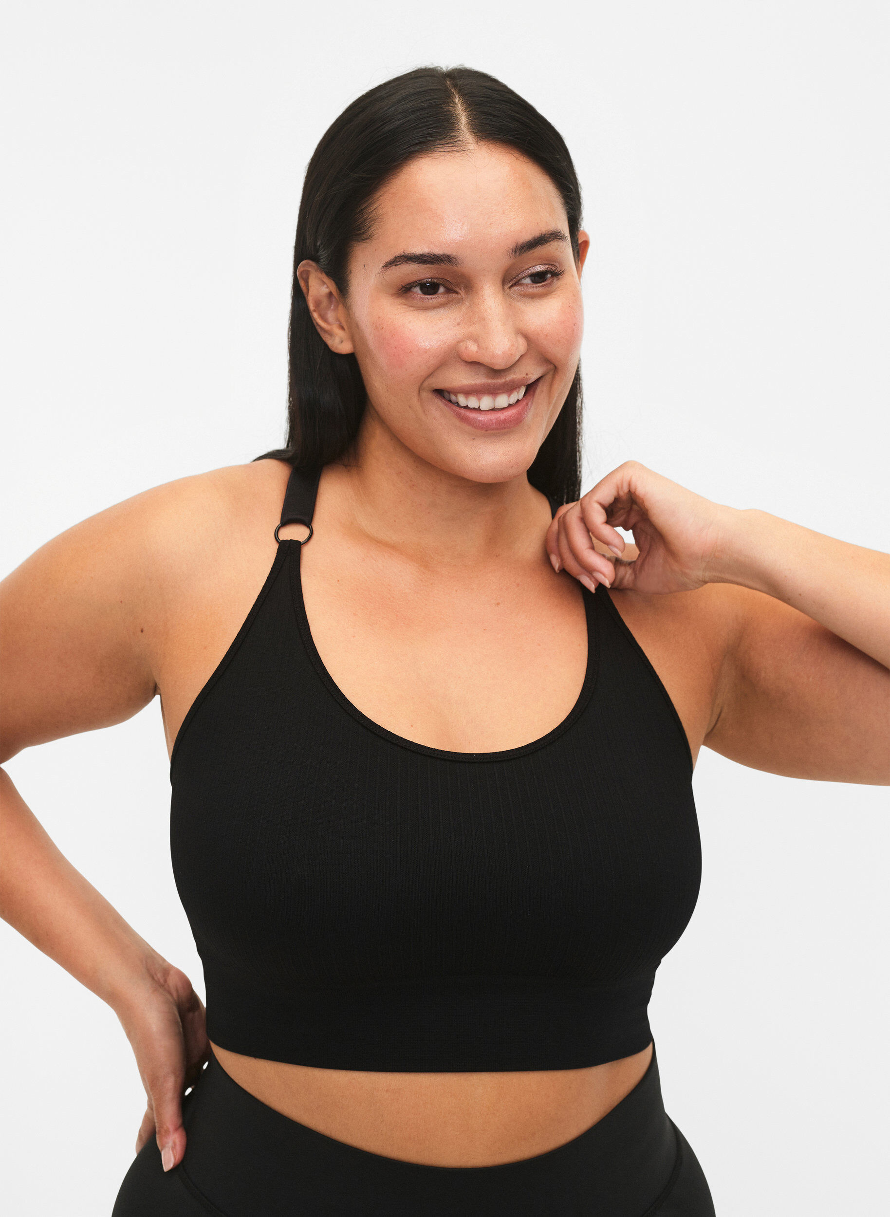 Zizzifashion Seamless sports bra in ribbed material, Black, Model image number 2