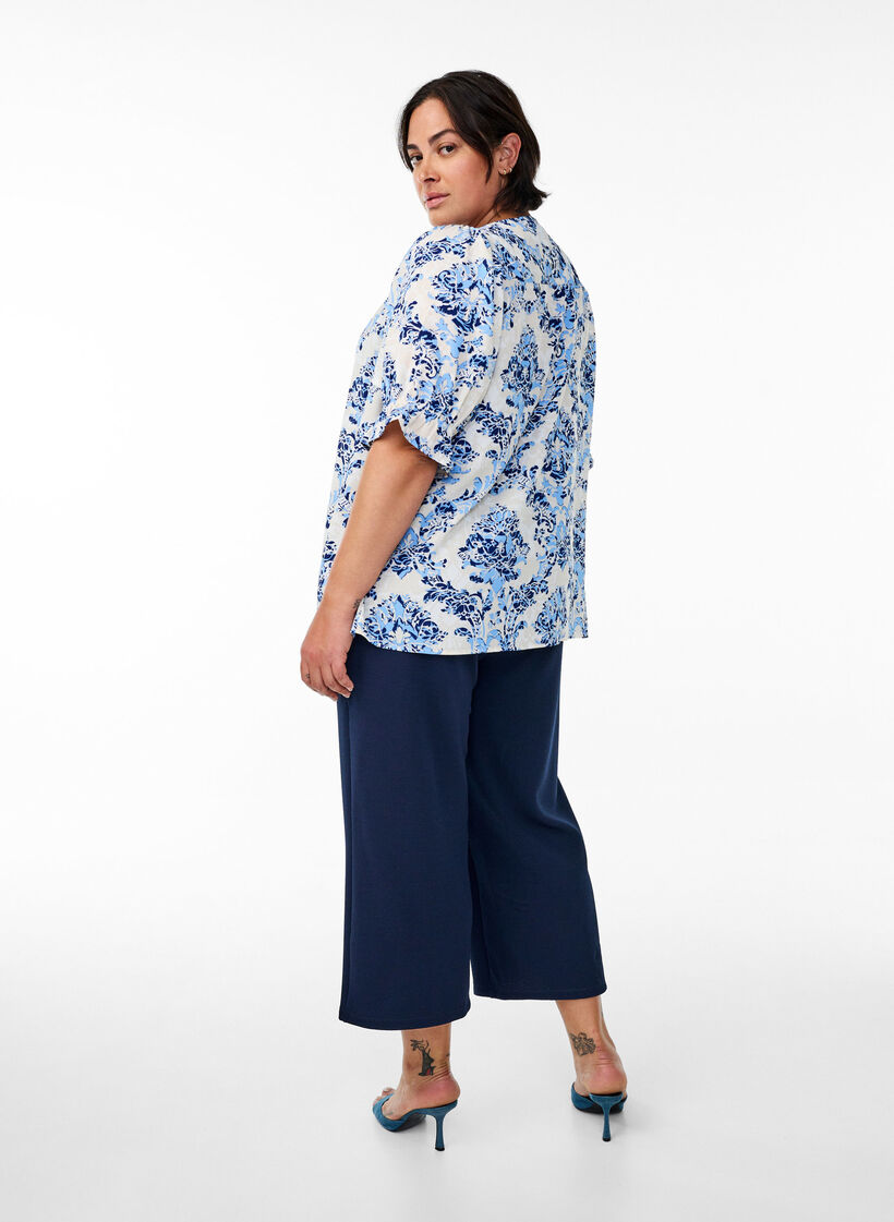 Loose trousers with 7/8 length, Blue, Model image number 1