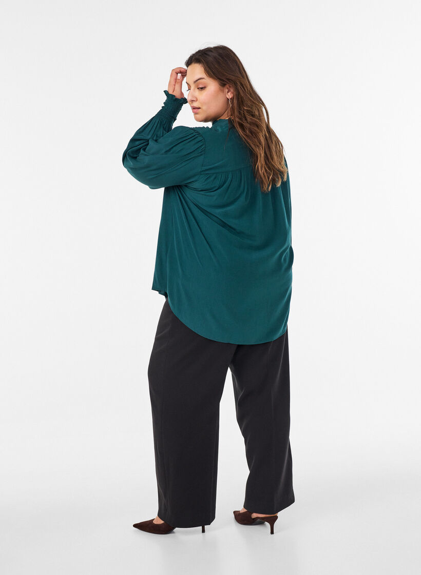 Blouse with ruffle collar and ruching, Green, Model image number 2