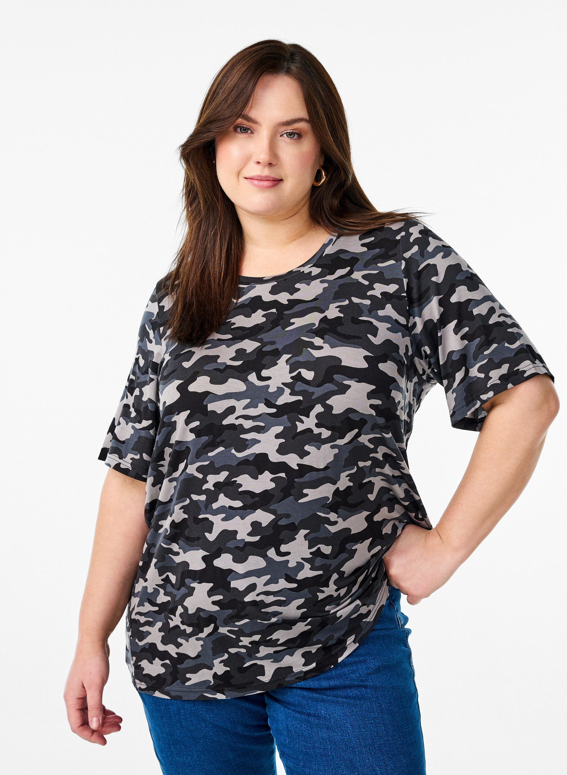 Zizzifashion T-shirt with TENCEL&trade; Lyocell and camouflage print, Grey, Model image number 0