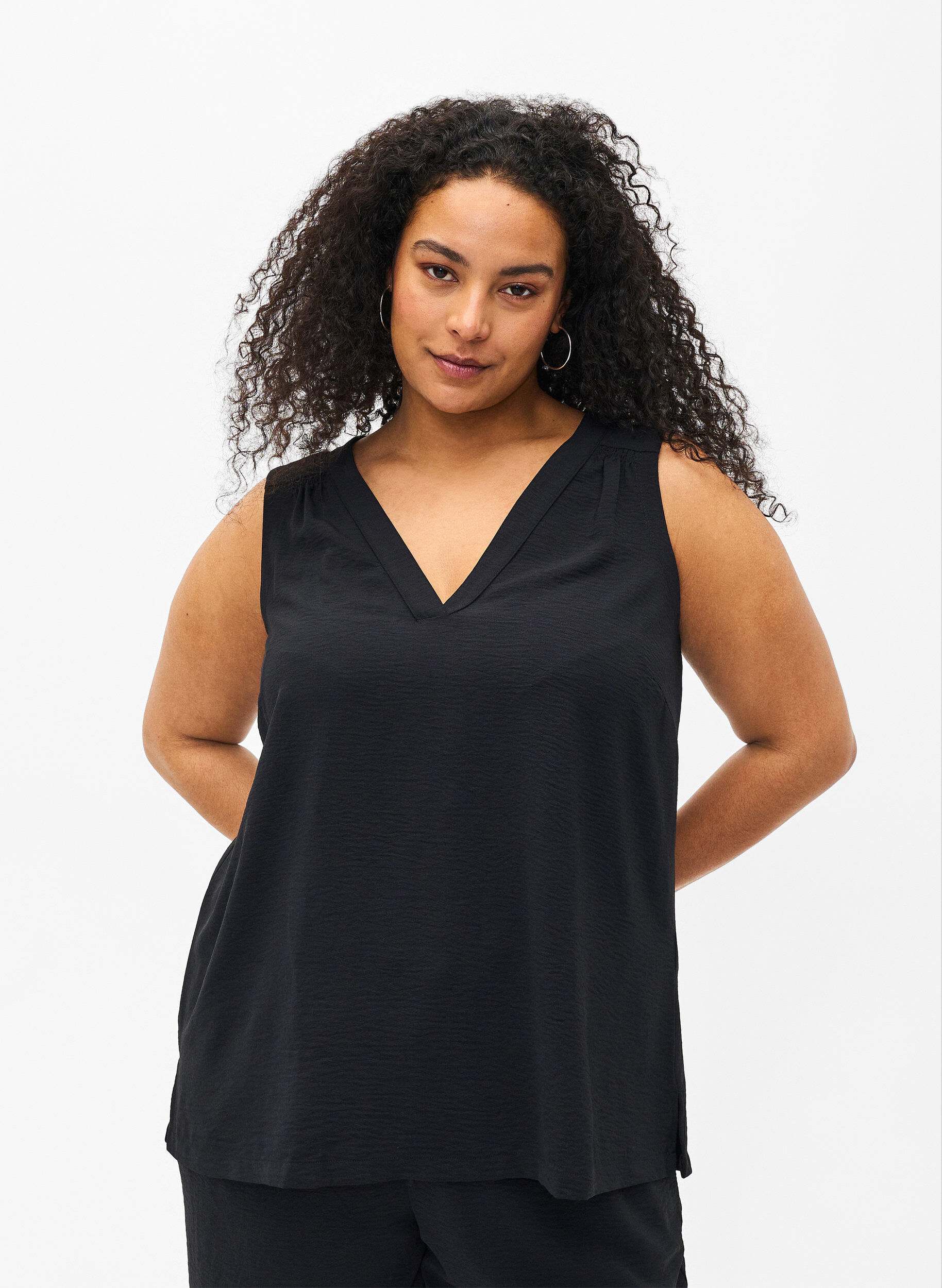 Zizzifashion Sleeveless top with wrinkle details, Black, Model image number 0