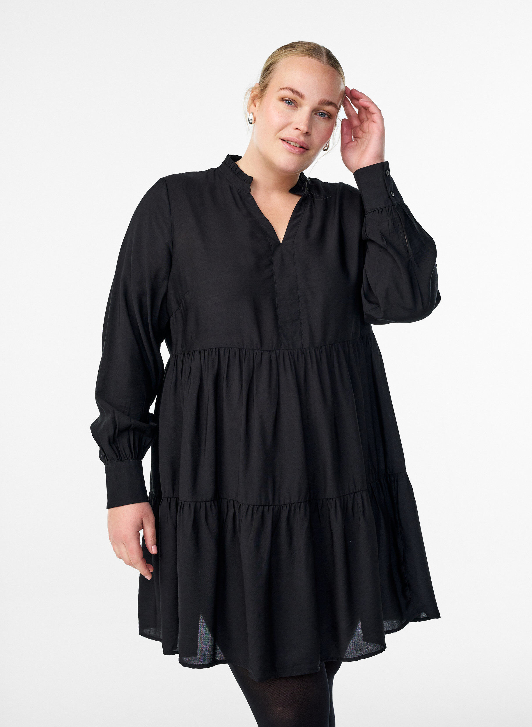 A-line dress with ruffle collar, Black, Model