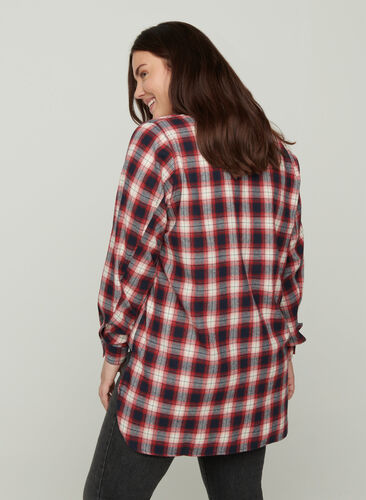 Checked shirt with chest pockets, Red checked, Model image number 1