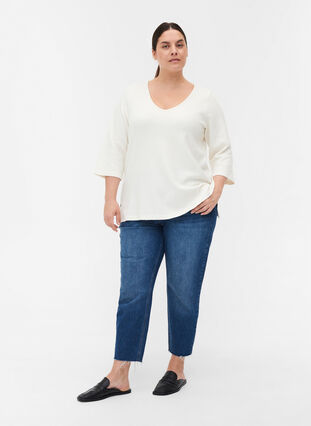 Cotton blouse with V-neck and 3/4 sleeves, Marshmallow, Model image number 2