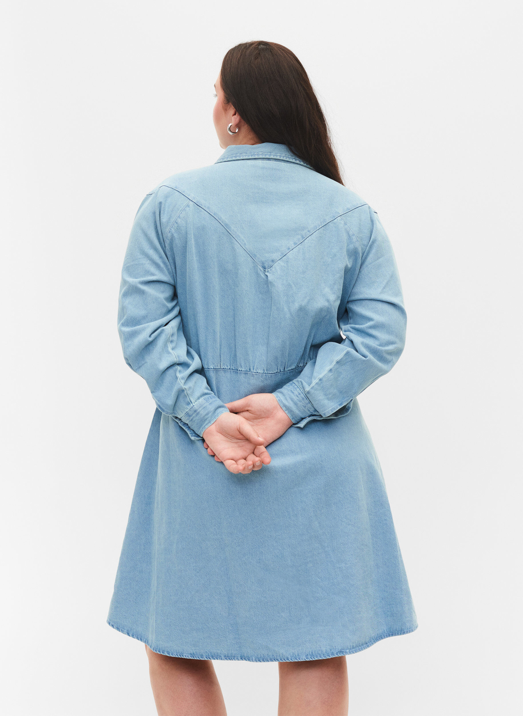Zizzifashion Denim dress with buttons and long sleeves, Light blue denim, Model image number 1