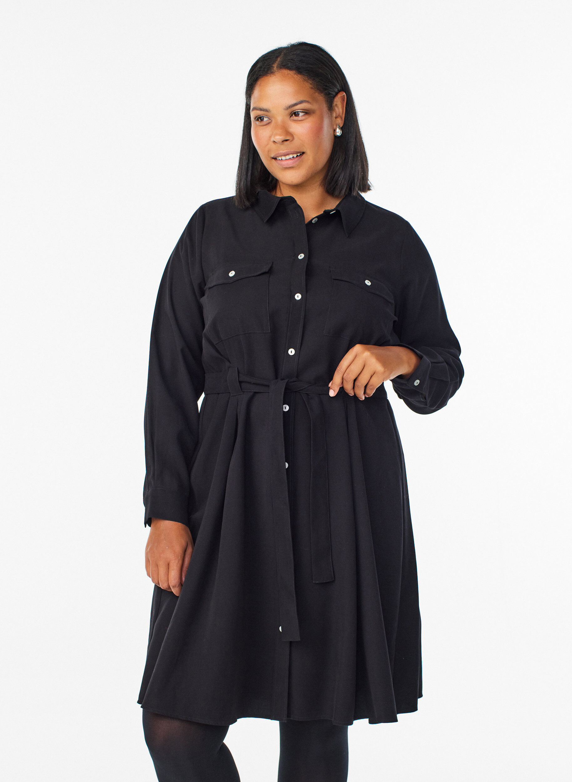Shirt dress with tie belt and long sleeves, Black, Model