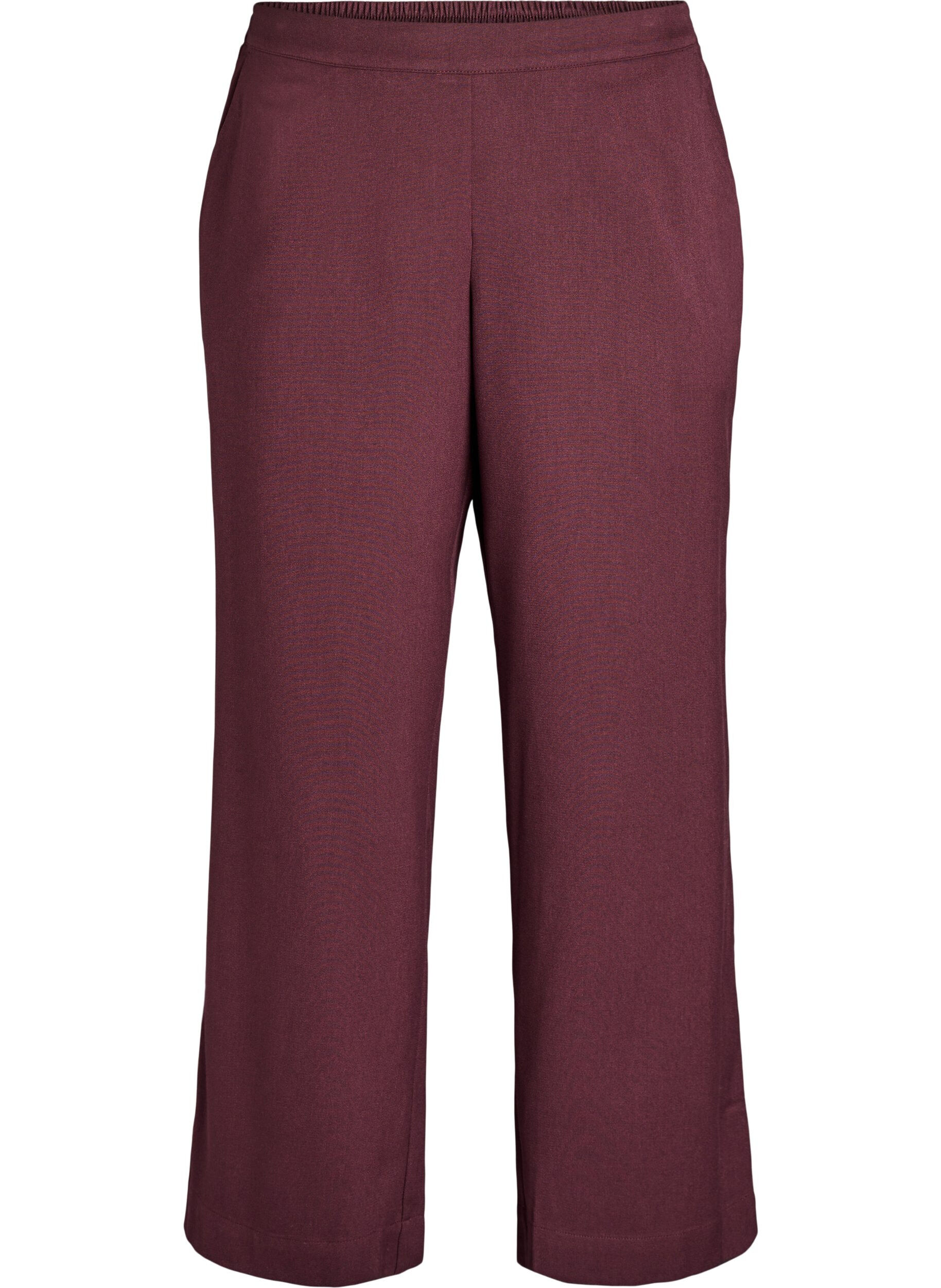 Wide-leg trousers with a high waist