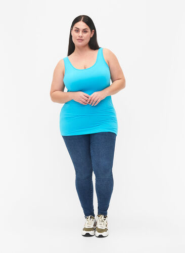 Solid color basic top in cotton, Blue Atoll, Model image number 1