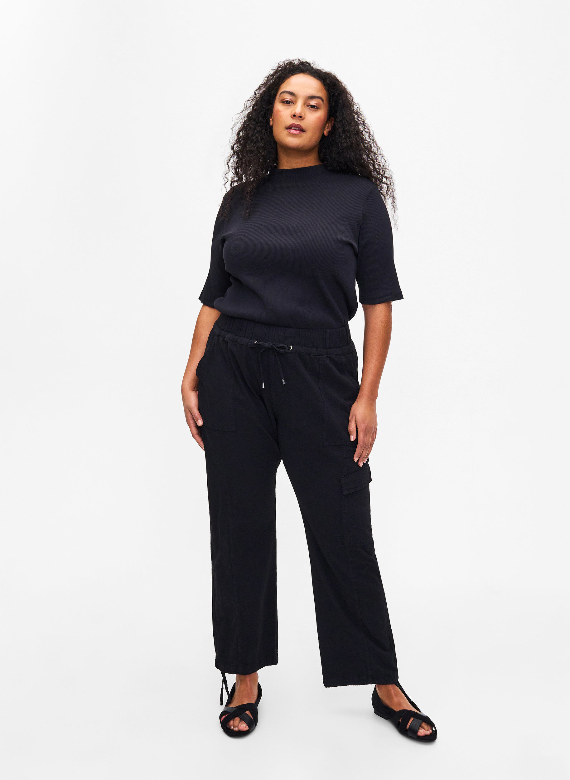 Zizzifashion Loose cargo trousers in cotton, Black, Model image number 0