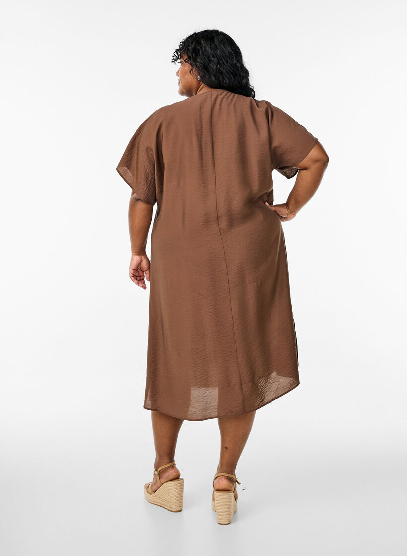 V-neck dress in viscose, Brown, Model image number 2